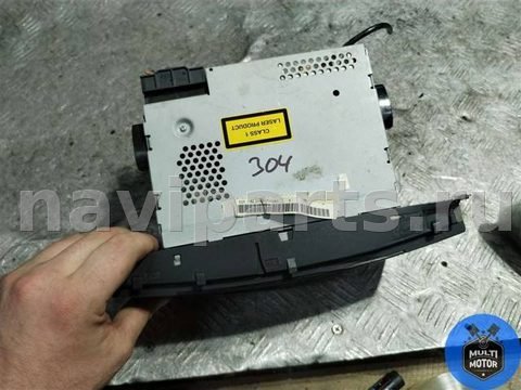 Магнитола Mercedes C W203, 2005 г., OEM A2038700589, арт. B00121049, фото 4