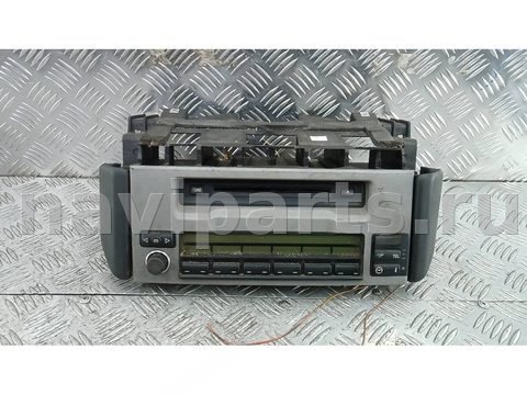 Магнитола Land-Rover Range Rover, 2002 г., OEM 7609211040, арт. GUK05I401