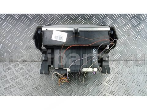 Магнитола Land-Rover Range Rover, 2002 г., OEM 7609211040, арт. GUK05I401, фото 3