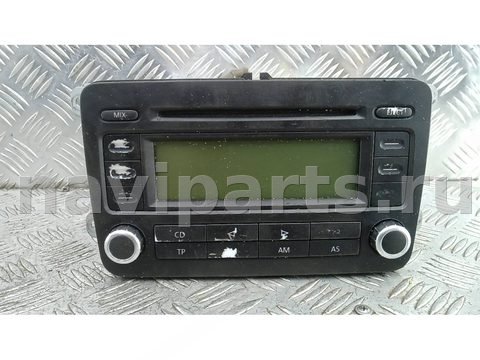 Магнитола Volkswagen Passat B6, 2006 г., OEM 1k0035186p, арт. YEA13I401