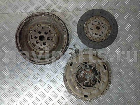 Новое Volkswagen Touran, 2004 г., OEM 291004, арт. 014192