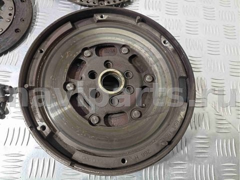 Новое Volkswagen Passat, 2002 г., OEM 058105, арт. 016521, фото 2