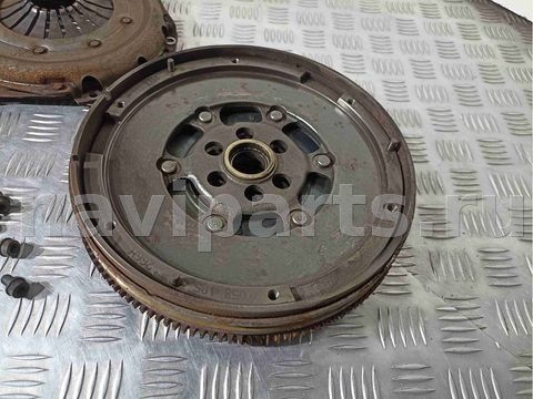 Новое Audi A6, 2002 г., OEM 058105266H, арт. 016571, фото 2