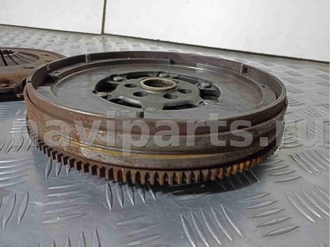 Новое Audi A6, 2002 г., OEM 058105266H, арт. 016571, фото 3