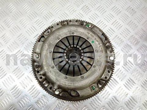 Новое Volkswagen Golf, 2000 г., OEM 068105271F, арт. 1012054, фото 3