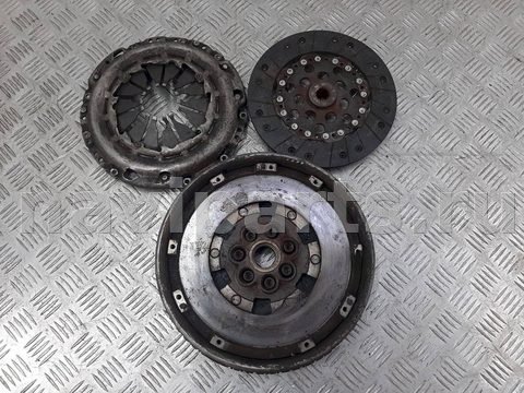 Новое Renault Laguna, 2005 г., арт. 1034430