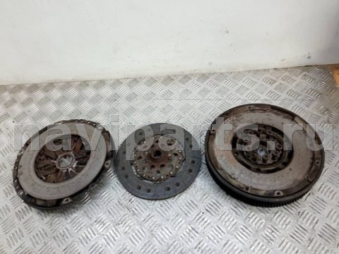 Новое Opel Signum, 2004 г., OEM 91157477, арт. 1053327