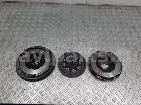 Новое Toyota Avensis, 2006 г., арт. 1057679
