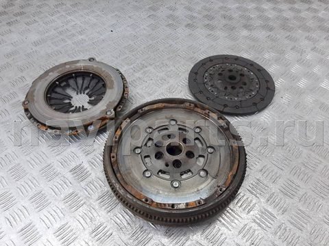 Новое Volkswagen Golf, 2002 г., арт. 1074888