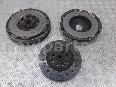 Новое Land-Rover Discovery, 2004 г., арт. 1075928
