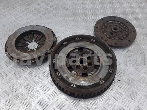 Новое Volvo V40, 1999 г., арт. 1075944