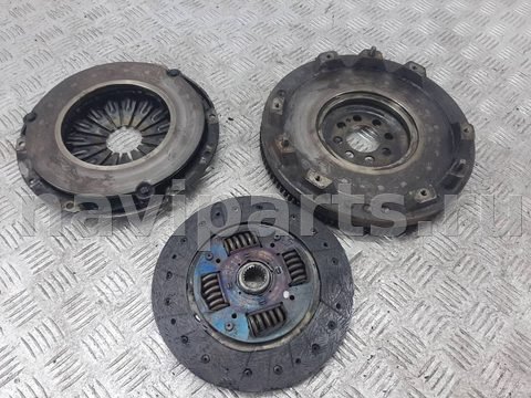 Новое Mazda Premacy, 2000 г., арт. 1076077