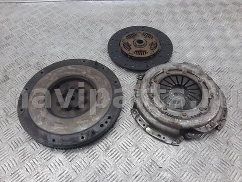Новое Kia Carnival, 2002 г., арт. 1080480