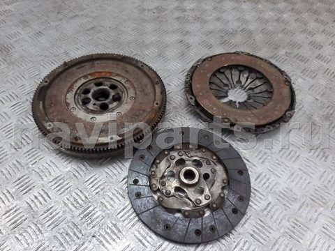 Новое Volkswagen Golf, 2002 г., арт. 1082376