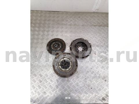Новое BMW 3 E90/E91/E92/E93, 2006 г., OEM C0704075, арт. 1097652