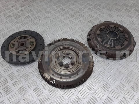 Новое Renault Laguna, 2002 г., арт. 1108893