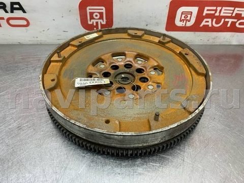 Новое Mercedes C W205, 2016 г., OEM A2740300705, арт. 13000