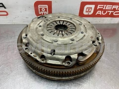 Новое Mercedes GLA X156, 2013 г., OEM A2700300205, арт. 20956
