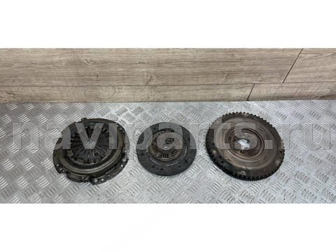 Новое Renault Megane, 1996 г., OEM 7700598735, арт. 21474574