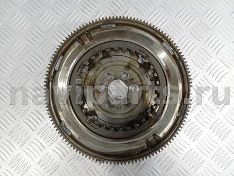 Новое Volkswagen Passat B7, 2011 г., OEM 03F105266C, арт. 34586, фото 3