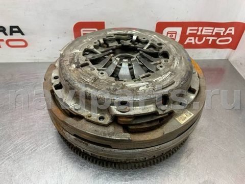 Новое Mercedes C W204, 2013 г., OEM A6510304105, арт. 37251