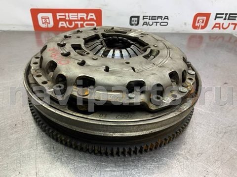 Новое BMW 3 E90/E91/E92/E93, 2009 г., OEM 21207577479, арт. 83603