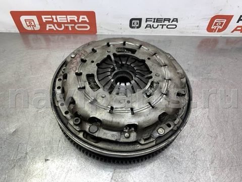 Новое BMW 3 E90/E91/E92/E93, 2011 г., OEM 21207577479, арт. 86160