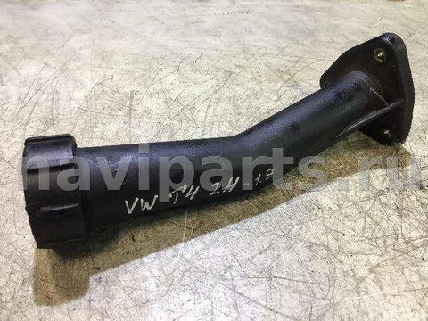 Маслозаливная горловина Volkswagen Transporter T4, 1995 г., OEM 044115308A, арт. 81473569