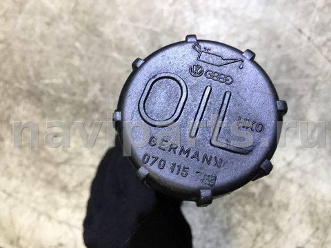 Маслозаливная горловина Volkswagen Transporter T4, 1994 г., OEM 044115308A, арт. 89940127, фото 4