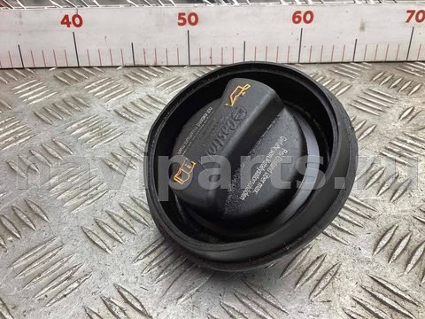 Маслозаливная горловина Volkswagen Golf, 2004 г., OEM 038115301E, арт. A816382
