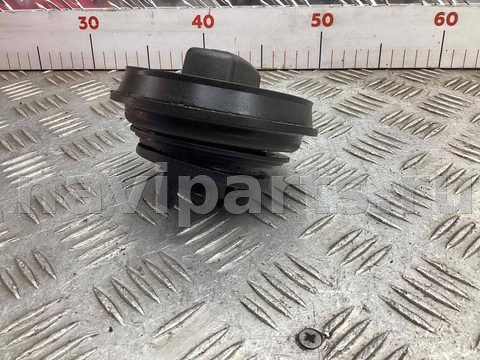 Маслозаливная горловина Volkswagen Golf, 2004 г., OEM 038115301E, арт. A816382, фото 3