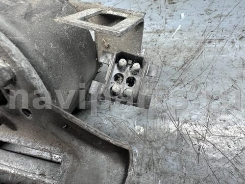 Новое BMW 5 E28, 1986 г., OEM 0390241093, арт. B91871123, фото 2