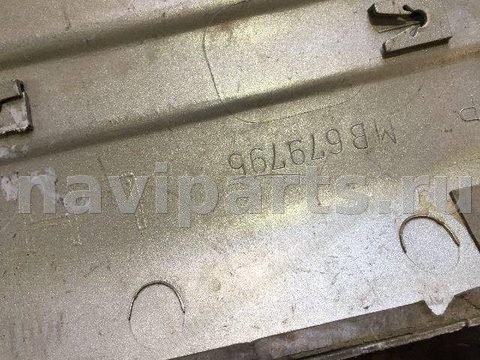 Молдинг крыла заднего левого Mitsubishi Pajero, 1997 г., OEM MB679795, арт. 85332202, фото 6