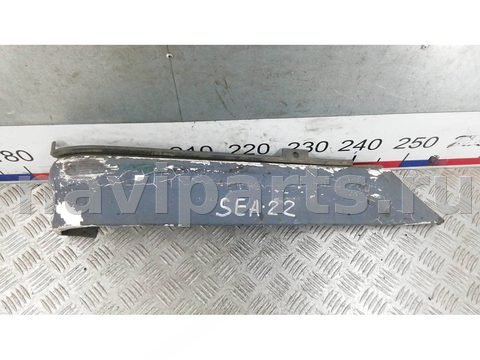 Молдинг крыла заднего правого Ford Transit, 2002 г., арт. SEA22EK01