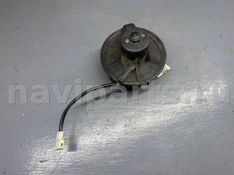 Моторчик печки Volkswagen Transporter T4, 1996 г., OEM 701819021B, арт. B107053382