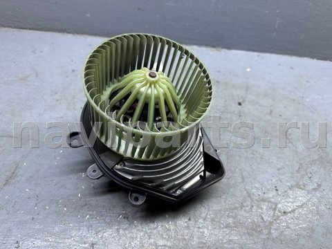 Моторчик печки Volkswagen Passat B5, 2004 г., OEM 8D1820021, арт. B112653980