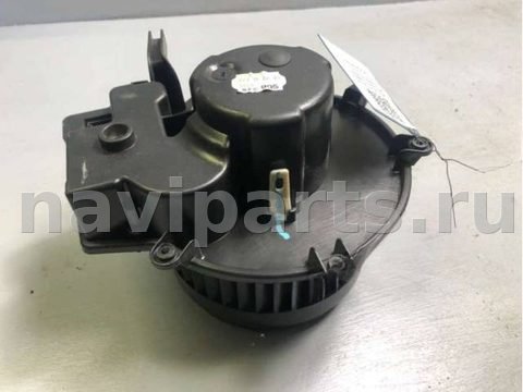 Моторчик печки Mercedes C W203, 2005 г., OEM A2098300162, арт. B35729750