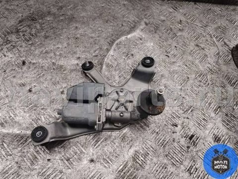 Моторчик заднего стеклоочистителя Toyota RAV4, 2015 г., OEM 8513042080, арт. 00109013