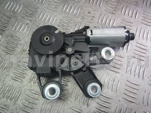 Моторчик заднего стеклоочистителя Volkswagen Touareg, 2008 г., арт. 0199505
