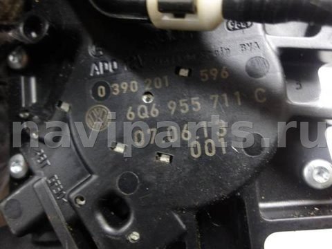 Моторчик заднего стеклоочистителя Volkswagen Polo, 2007 г., OEM 6q6955711c, арт. 0219546, фото 3