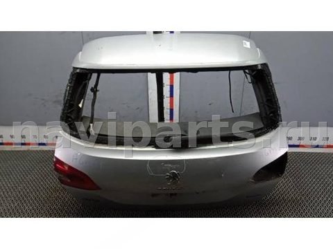 Новое Peugeot 308, 2015 г., арт. AGM21GJ01