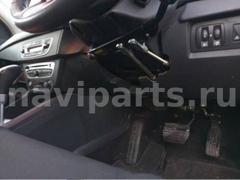 Новое Renault Megane, 2010 г., арт. HBG25GJ01, фото 2