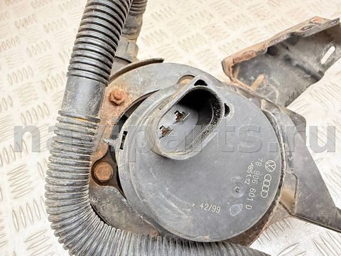 Новое Audi A6, 1999 г., OEM 078906601D, арт. A57342_4, фото 4
