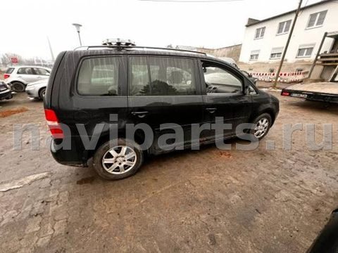 Новое Volkswagen Touran, 2004 г., арт. 1DE20M701, фото 7