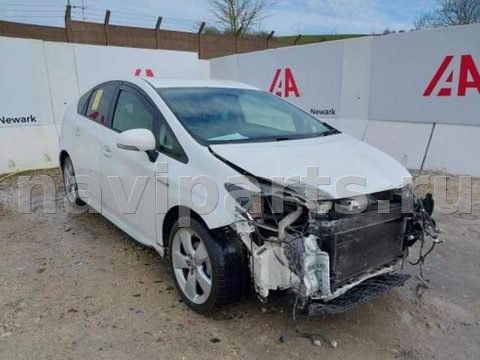 Новое Toyota Prius XW30, 2013 г., OEM 7702047070, арт. 3BM24M701, фото 5