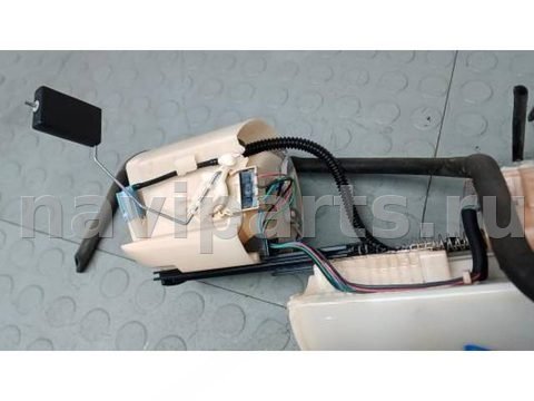 Новое Toyota Prius XW50, 2018 г., OEM 7702047140, арт. CBM08M701, фото 2