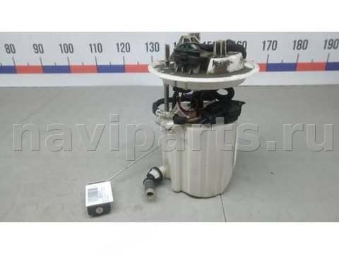 Новое Mercedes ML W166, 2013 г., арт. EEA02M701