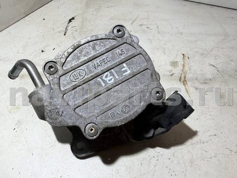 Новое Toyota Auris, 2008 г., арт. 113188015