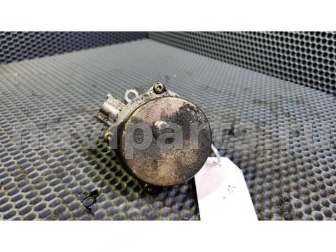 Новое Renault Megane, 2004 г., OEM 8200113585, арт. YVN15