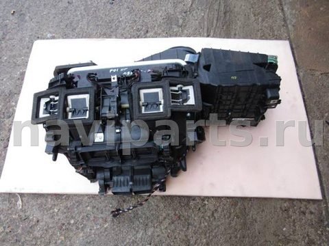 Новое BMW 7 F01/F02, 2009 г., OEM 5858002, арт. 090120-062
